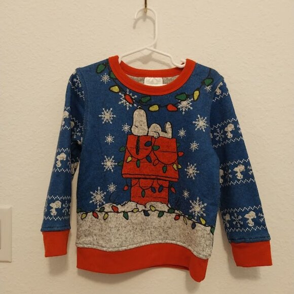 Snoopy Christmas Sweater - Picture 2 of 11